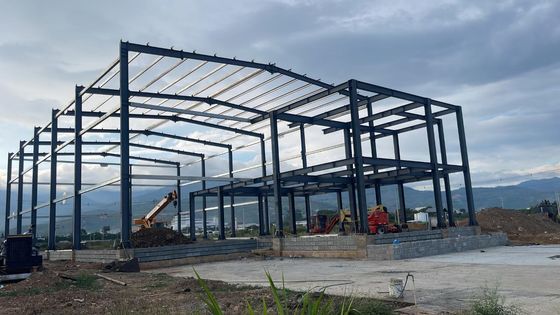 工業用鋼鉄構造の建築物 棚 プリファブ 倉庫